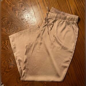 Muk Luks Women's Champagne Satin Pants w/ Patch Pockets NWOT Size 1X